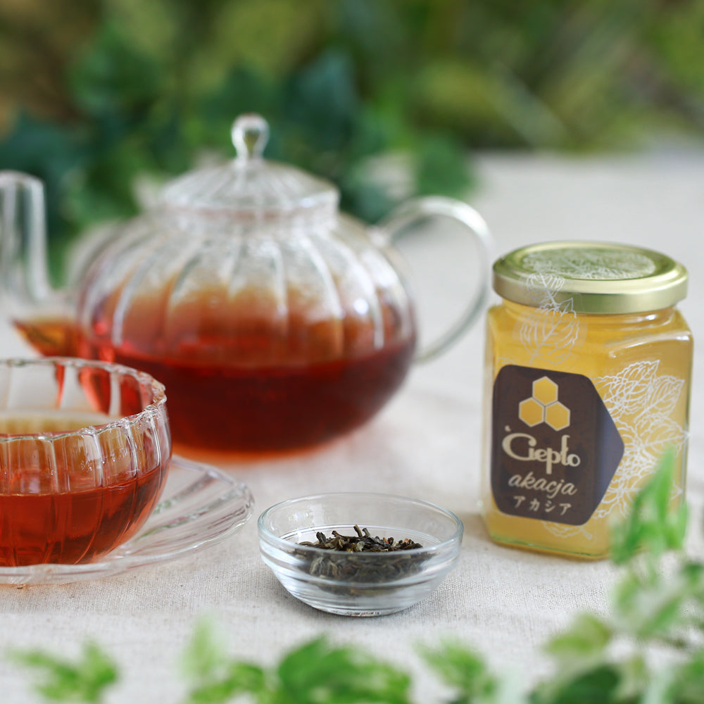 アカシアの生はちみつ,ポーランド産,クリアな甘味,二日酔いの緩和,非加熱,紅茶に合うはちみつ,京都はちみつ専門店